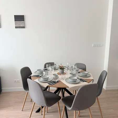 Dainas Appartement *